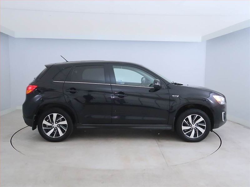 Mitsubishi ASX (2015) Intense 2.2 DI-D, 4X4 - fotka 6 z 16