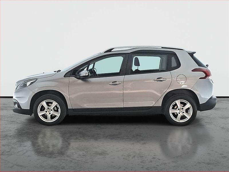 Peugeot 2008 (2017) 1.6 BlueHDi, ČR,1.maj - fotka 3 z 18
