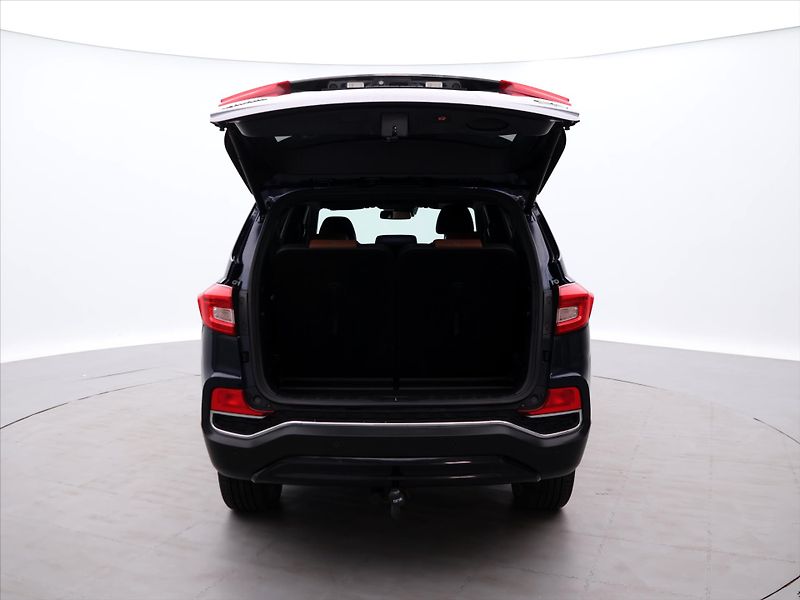 SsangYong Rexton 2,2 e-XDI 133kW Aut. Premium - fotka 9 z 41