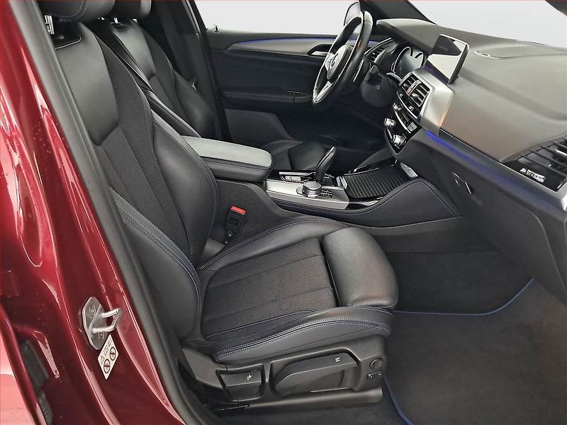 BMW X4 (2018) M Sport xDrive20d - fotka 9 z 19