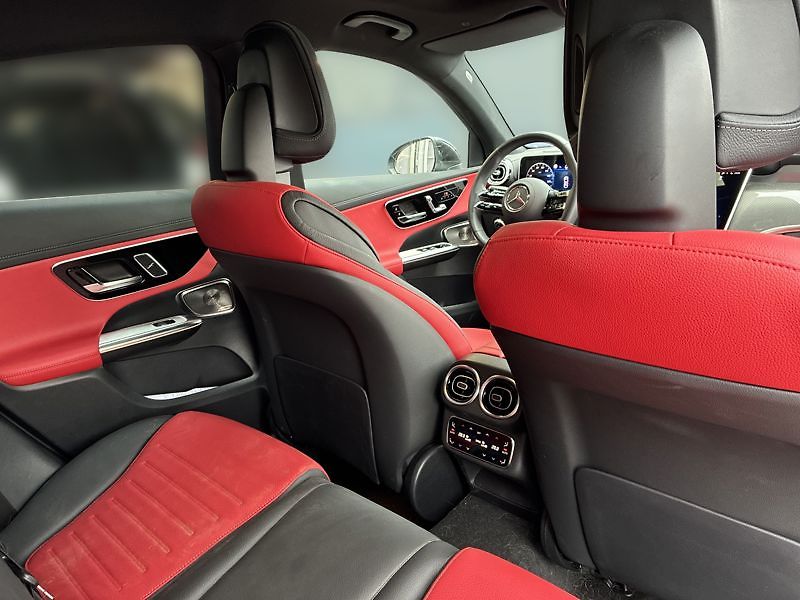 Mercedes-Benz GLC Coupé 300 4MATIC kupé AMG - fotka 17 z 18