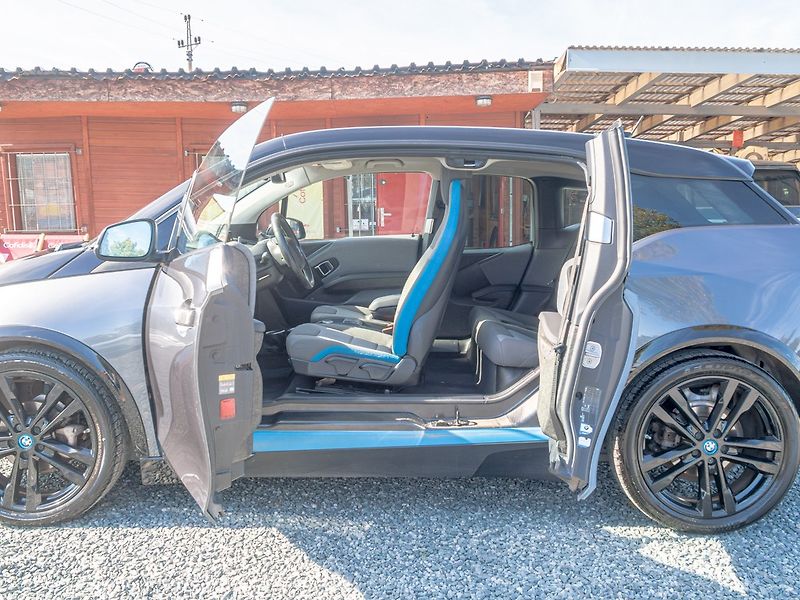 BMW i3 (2019) i3S 120Ah 135KW ČR SoH - fotka 36 z 47