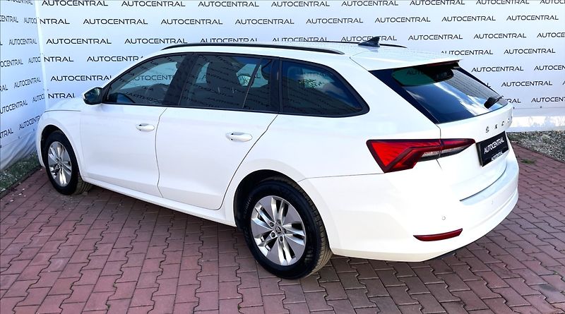 Škoda Octavia 2,0 TDi,85kW,1.maj.,ČR - fotka 6 z 25