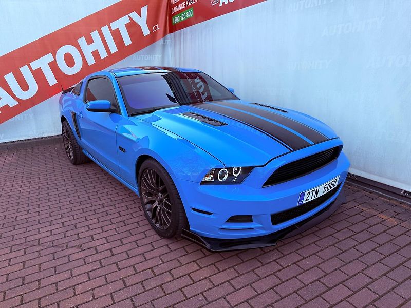 Ford Mustang 5.0 GT Manuál - fotka 5 z 23