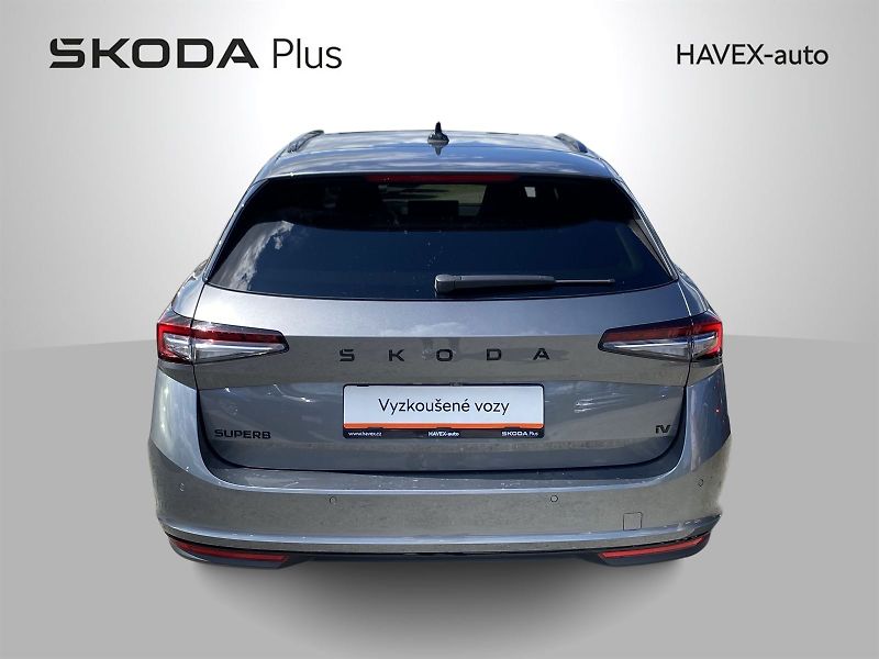 Škoda Superb (2025) Combi iV 1.5 TSI DSG SportLine - fotka 40 z 40