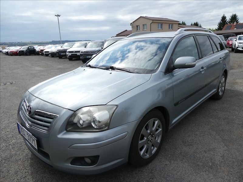 Toyota Avensis 1,8 16V 95kW závěs,digi.klima - fotka 3 z 32