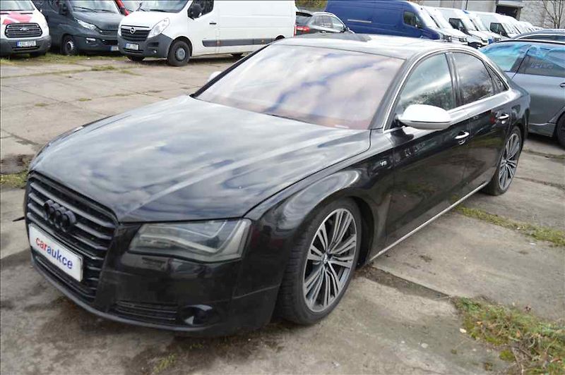 Audi A8 (2012) 4,2V8 QUATTRO - fotka 1 z 25