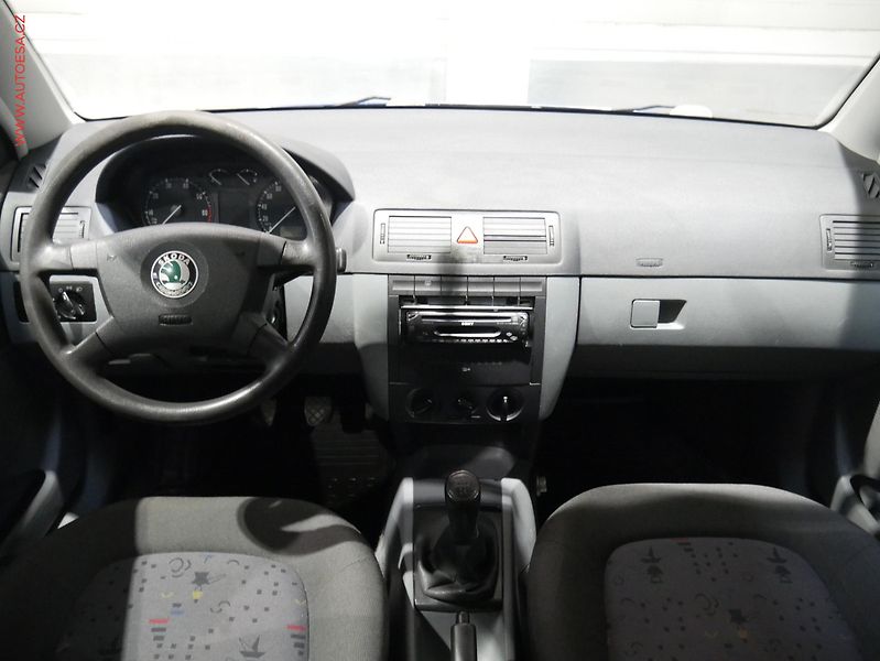 Škoda Fabia (2004) 1.2i, 1.maj,ČR, Tažné, STK4 - fotka 8 z 13