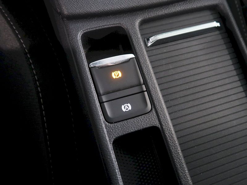 Škoda Octavia (2021) STYLE 1.5TSI 110KW M-HEV DSG N - fotka 31 z 39