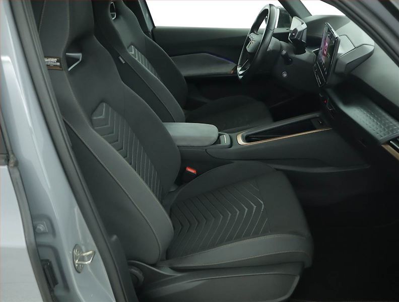 Cupra Born (2023) 58, SoH 89% - fotka 9 z 17