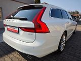 Volvo V90 (2019) 2.0 D4 Momentum 140kW 8AT - náhled 38