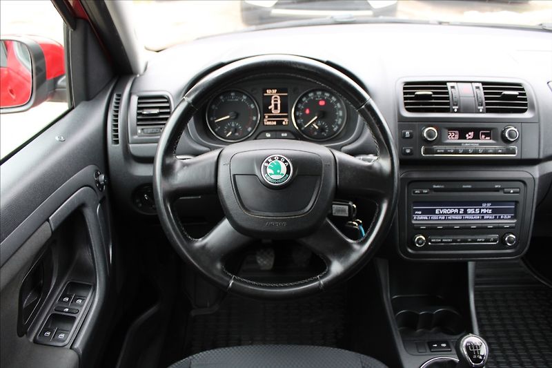 Škoda Roomster 1,2 TSI  NOVÉ V ČR,1.MAJITEL - fotka 10 z 41