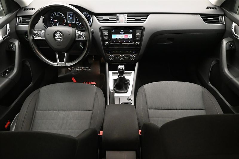 Škoda Octavia 1,6 TDI 81kW tažné nová STK - fotka 15 z 30