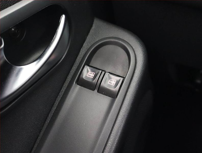 Dacia Duster (2017) 1.6 SCe, LPG, Tempomat - fotka 16 z 20
