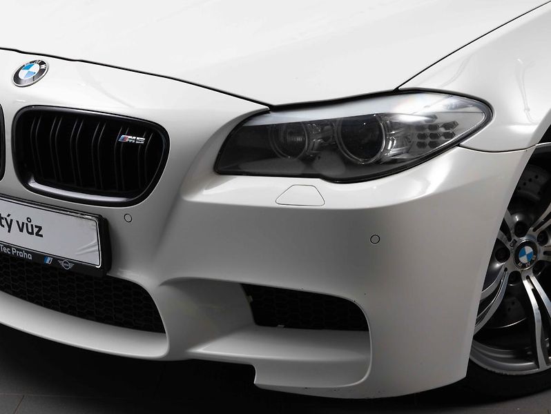 BMW M5 - fotka 7 z 22