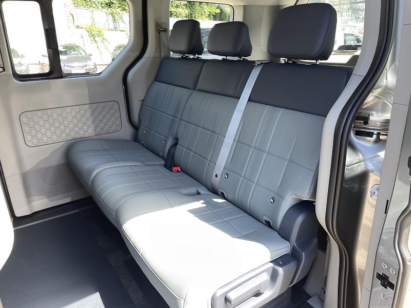 Kia PV5 (2026) 5P ELITE 120 KW + 71,2 KWH  - fotka 9 z 12
