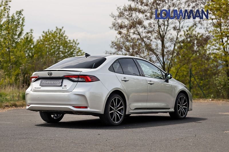 Toyota Corolla AT GR SPORT - fotka 2 z 19