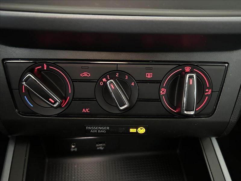 Seat Arona 1,0   TGI,2.MAJITEL,CNG - fotka 17 z 25
