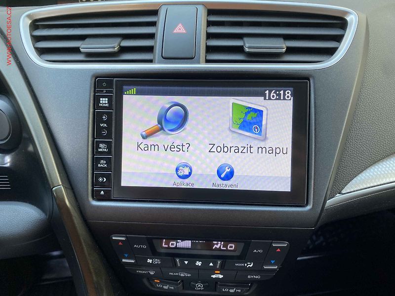 Honda Civic (2016) 1.4 i-VTEC, Xenon, AC - fotka 16 z 16