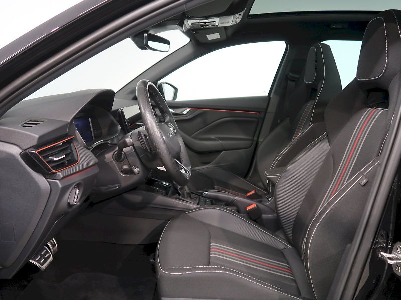 Škoda Scala (2025) MONTE CARLO 1.5TSI 110KW DSG - fotka 13 z 40