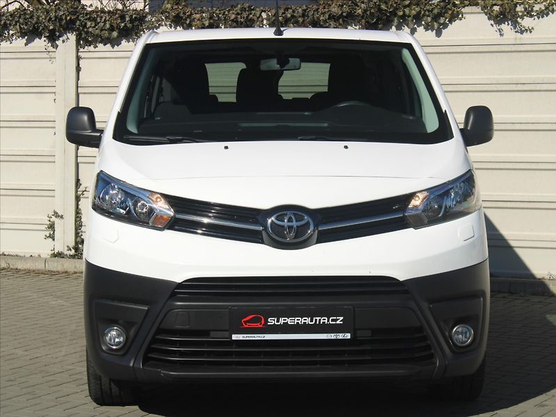 Toyota ProAce 2,0 D-4D 9míst L2 ČR 1.maj  Ko - fotka 2 z 22