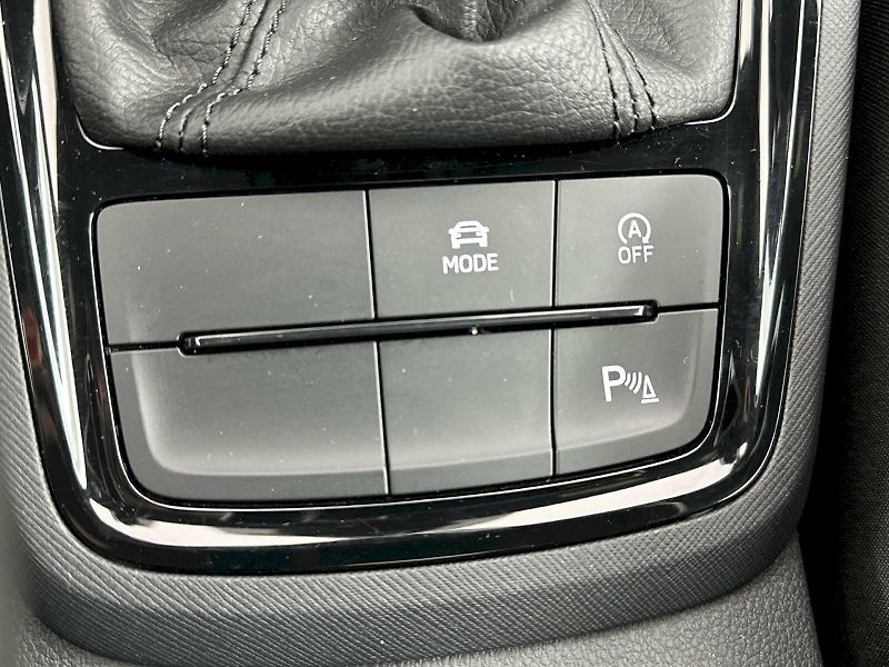 Škoda Scala (2023) DSG 1.5TSI 110kW Monte Carlo - fotka 23 z 32