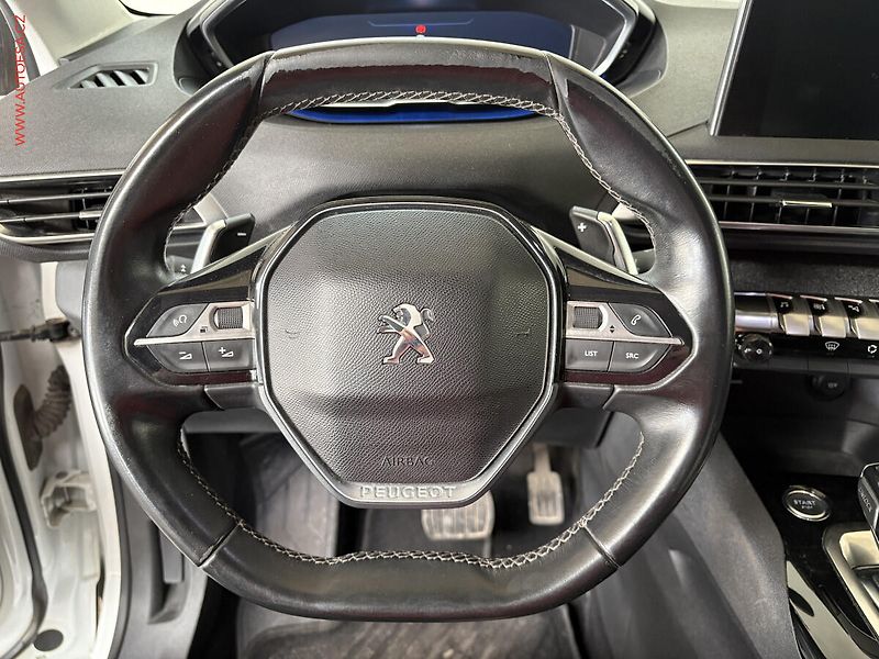 Peugeot 3008 (2017) 1.6 THP, Allure, AT, navi - fotka 16 z 17