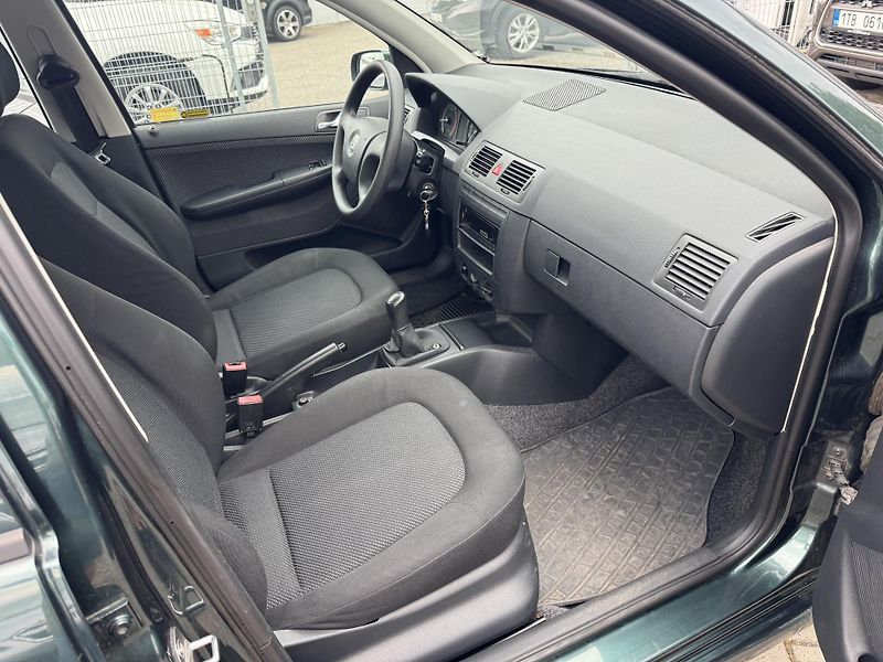 Škoda Fabia 1,2HTP KOMBI, ČR - fotka 10 z 15