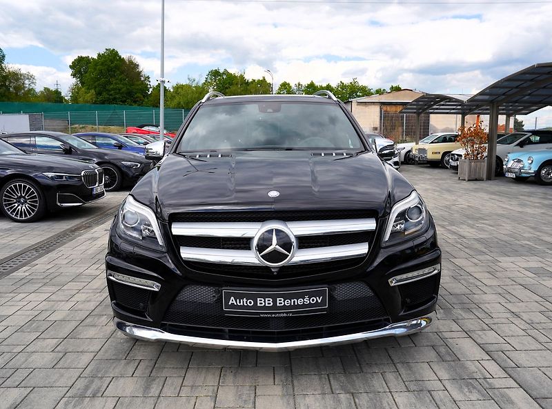 Mercedes-Benz GL 350d/4Matic/AMG/ČR/DPH - fotka 1 z 47