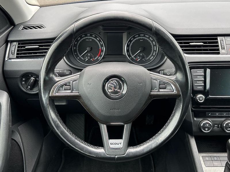 Škoda Octavia Scout - fotka 18 z 23