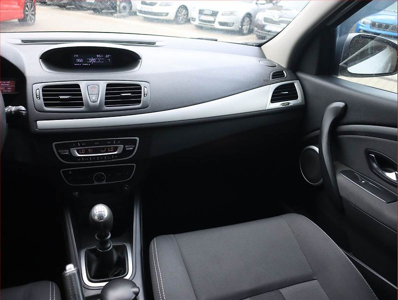 Renault Mégane (2012) 1.4 TCe, LPG, Serv.kniha - fotka 8 z 16