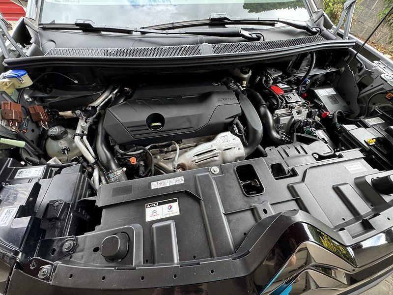 Citroën C5 Aircross (2021) PlugIn Hybrid 165kW Business - fotka 31 z 43