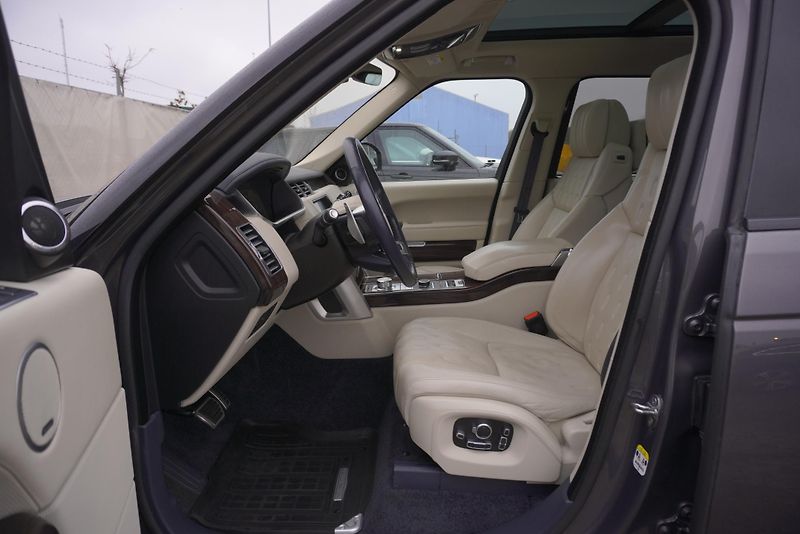Land Rover Range Rover 4.4 SDW8 AUTOBIOGRAPHY MAX VOL - fotka 20 z 50