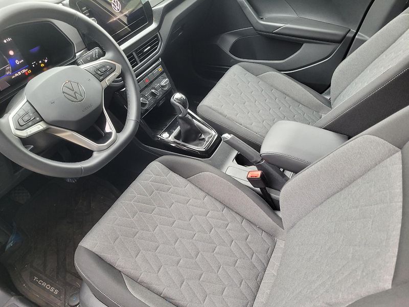 Volkswagen T-Cross (2025) People 1.0 TSI 85 kW - fotka 6 z 9