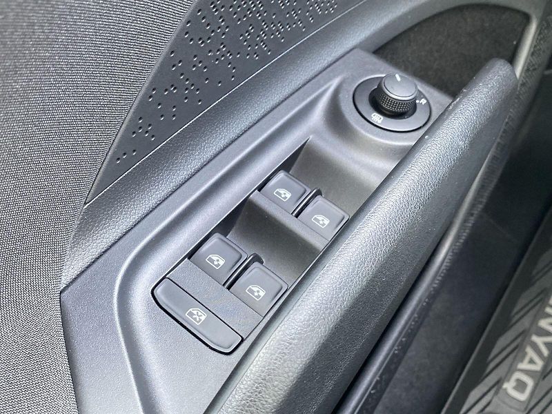 Škoda Enyaq (2021) iV 50 - fotka 21 z 32