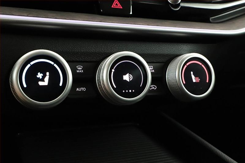 Škoda Superb (2025) 2.0 TSI - fotka 22 z 31