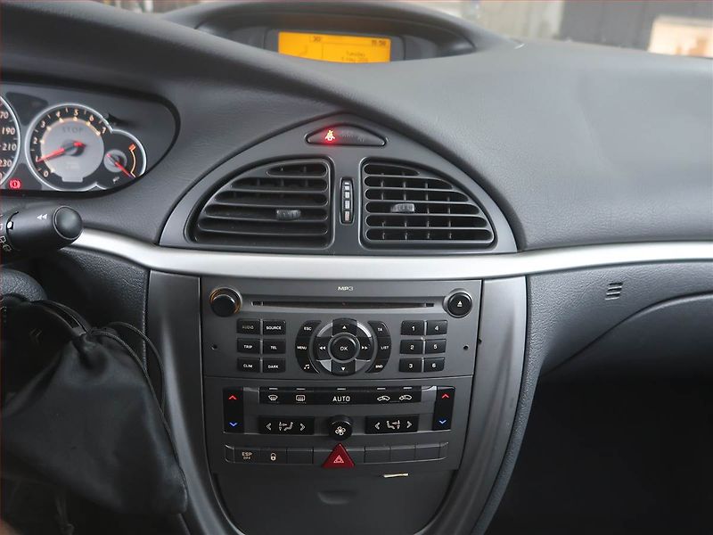 Citroën C5 (2007) 1.6 HDi , po STK, Tažné - fotka 12 z 18