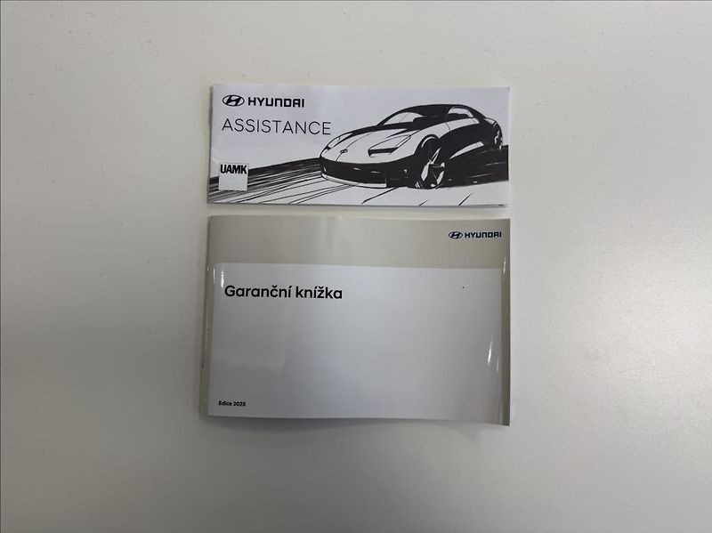 Hyundai i30 1,5 i  HB FL Family Climate - fotka 24 z 25