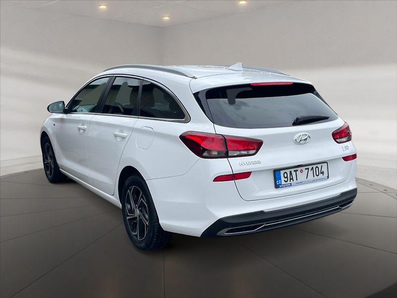 Hyundai i30 1,5 T-GDI Smart - fotka 4 z 11