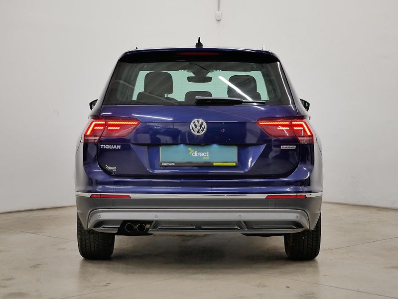 Volkswagen Tiguan - fotka 6 z 23