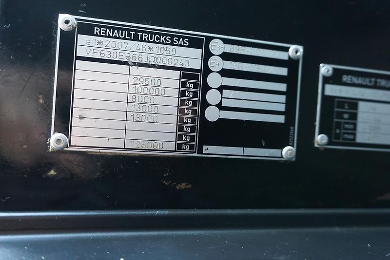 Renault (2018) C 520 / EURO 6 / ACC / 6 X 4 / - fotka 11 z 49