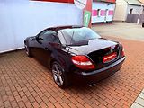 Mercedes-Benz SLK 350 Manuál, 80 tkm, Serviska - náhled 11