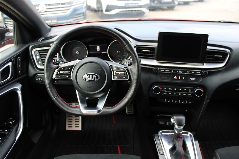 Kia ProCeed 1,6 TGDI  ČR,GT,AUTOMAT,ZÁRUKA - fotka 8 z 35