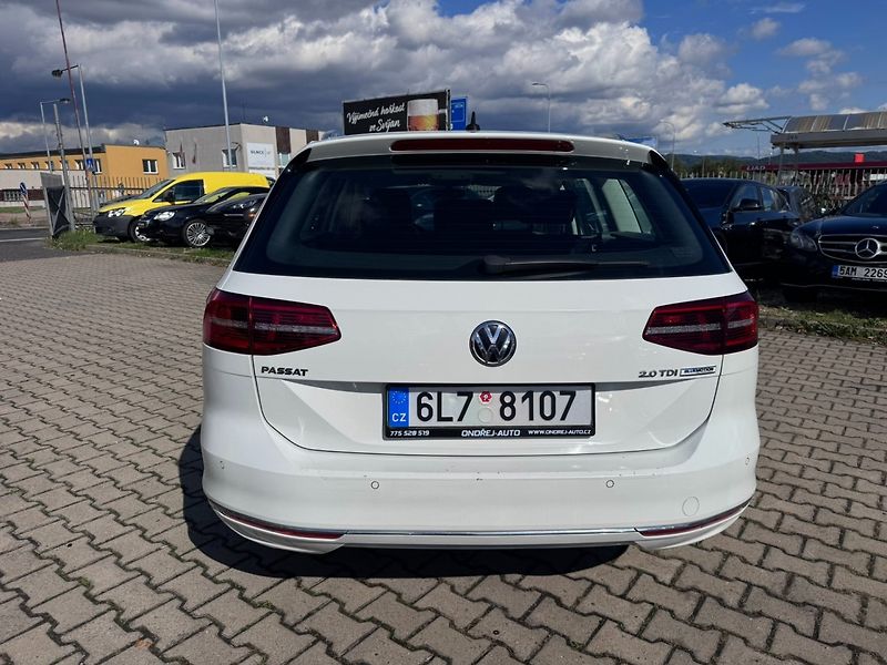 Volkswagen Passat (2017) B8 2,0 TDI 110 KW BEZ AD BLUE - fotka 5 z 50