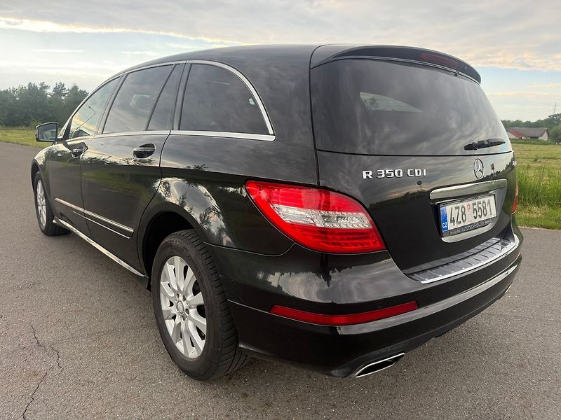 Mercedes-Benz Třídy R ELEGANCE W251 4-MATIC 350 CDI - fotka 3 z 21