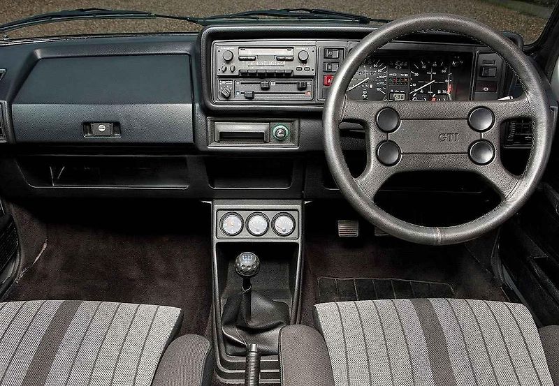 Aktuální Volkswagen Golf GTI Performance.