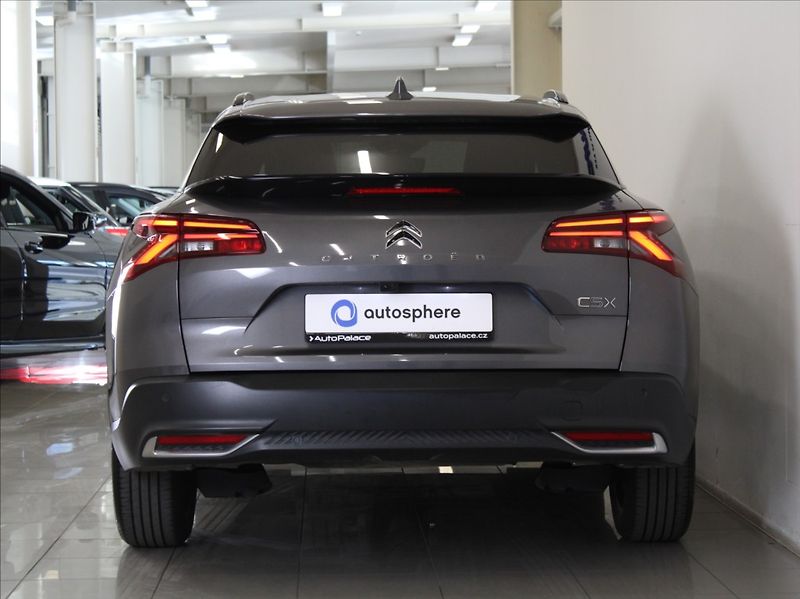Citroën C5 X 1,6 PT 133kW Shine Paměť 31tkm - fotka 4 z 27
