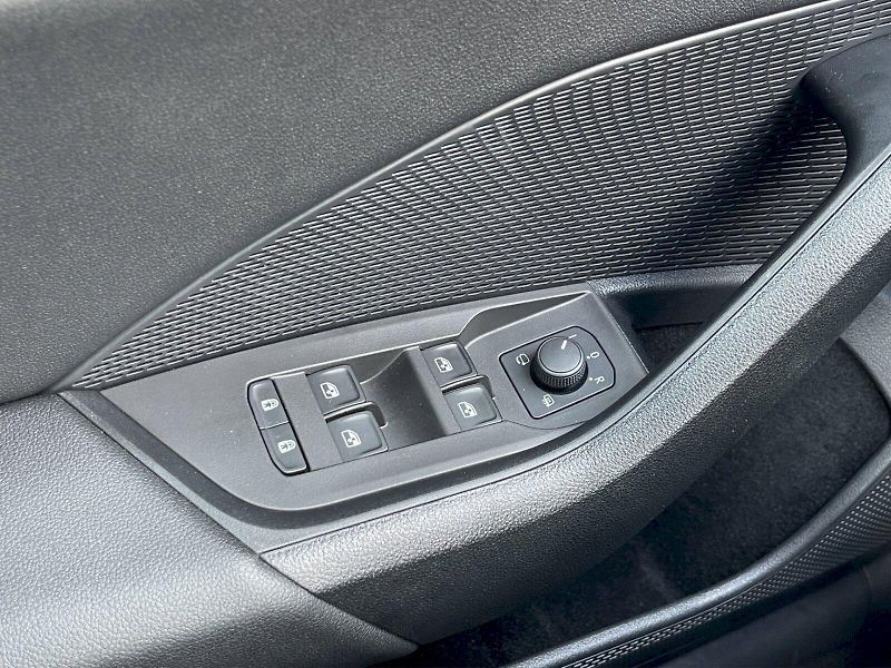 Škoda Octavia (2021) 1.5 TSI 110kW Style Plus combi - fotka 22 z 35