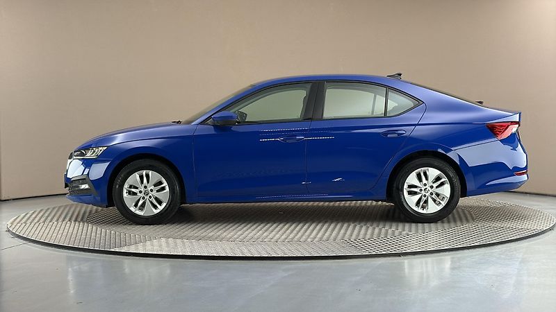 Škoda Octavia 2.0 TDI Ambition - fotka 4 z 24