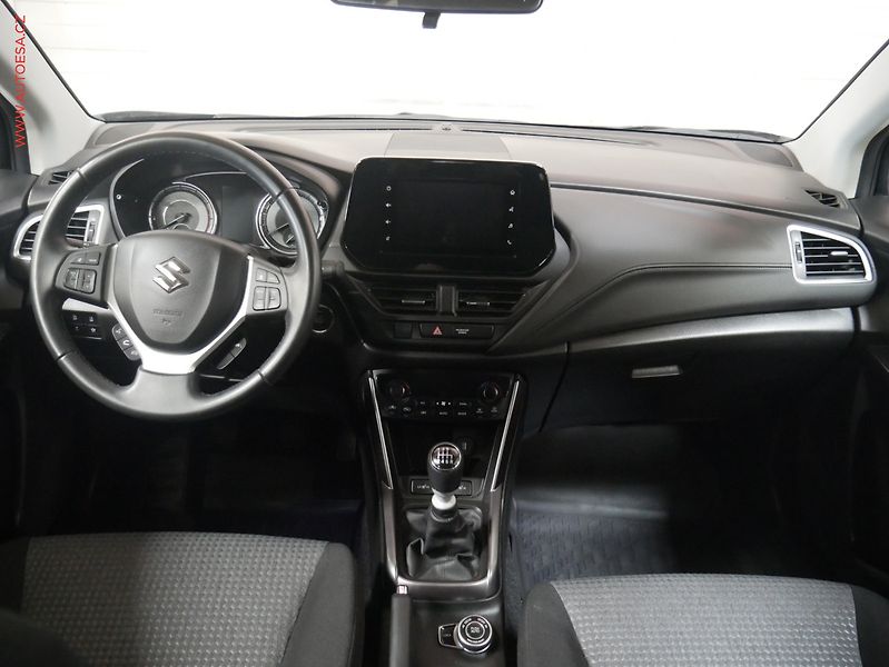 Suzuki S-Cross (2024) 1.4i 4x4, 1.maj,ČR, servis - fotka 8 z 23